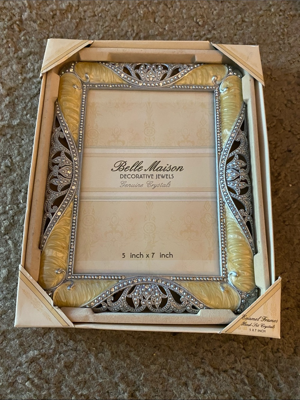 Belle Maison Gold and Silver Ornate 5x7 Picture Frame